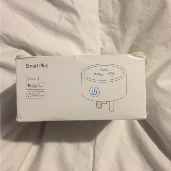 Smart Plugs 4pack - Picture 2 of 2